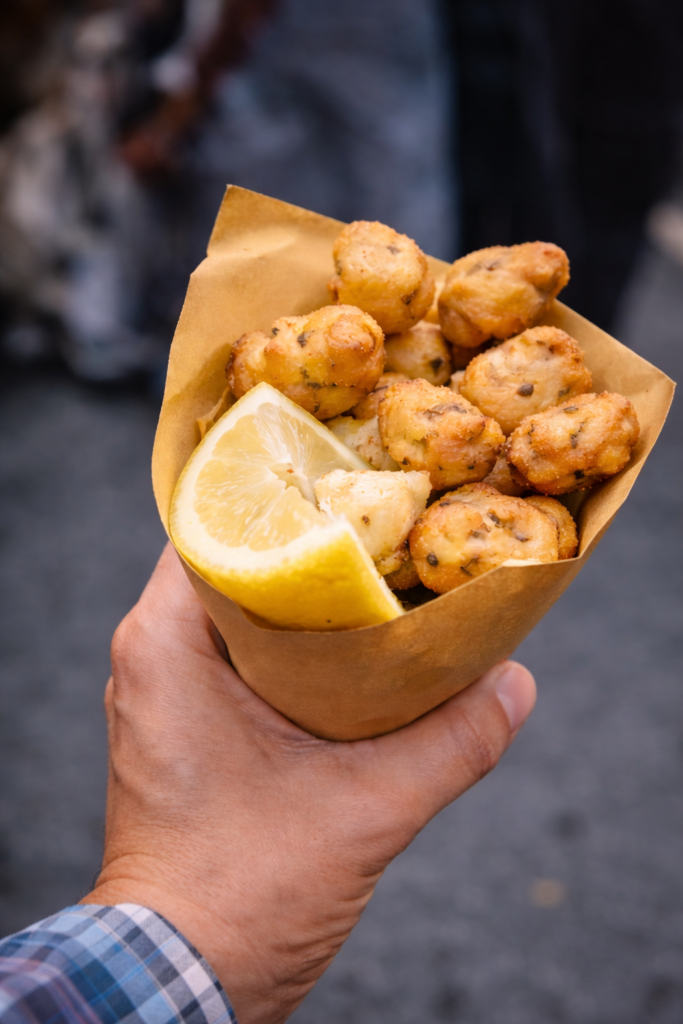 panelle e crocchè siciliani fritti